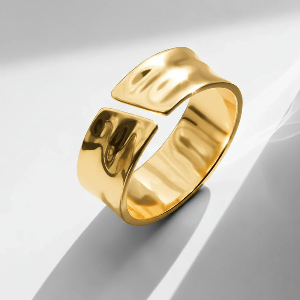 UNDA - Exclusive Ring